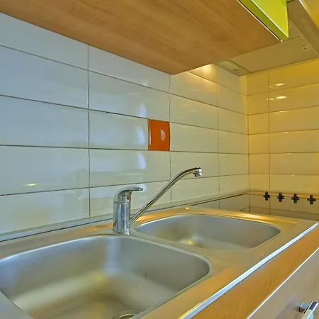 Apartment Komfortable Bozica 1