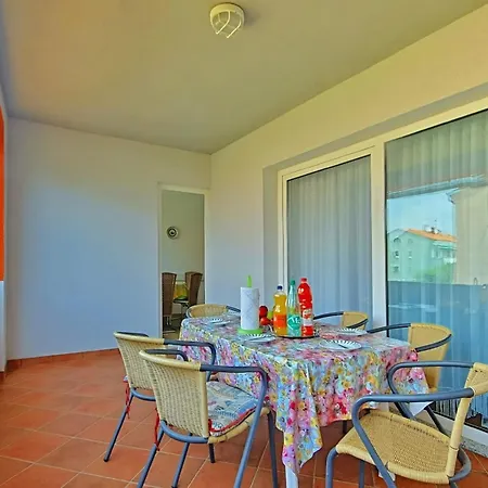 Komfortable Bozica 1 Apartment *